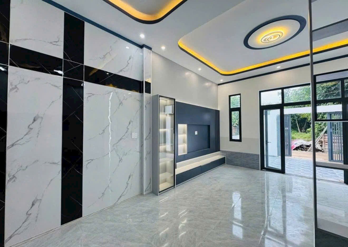 Nhà cấp 4 mới hoàn thiện, 2 phòng ngủ — trả trước 350 triệu