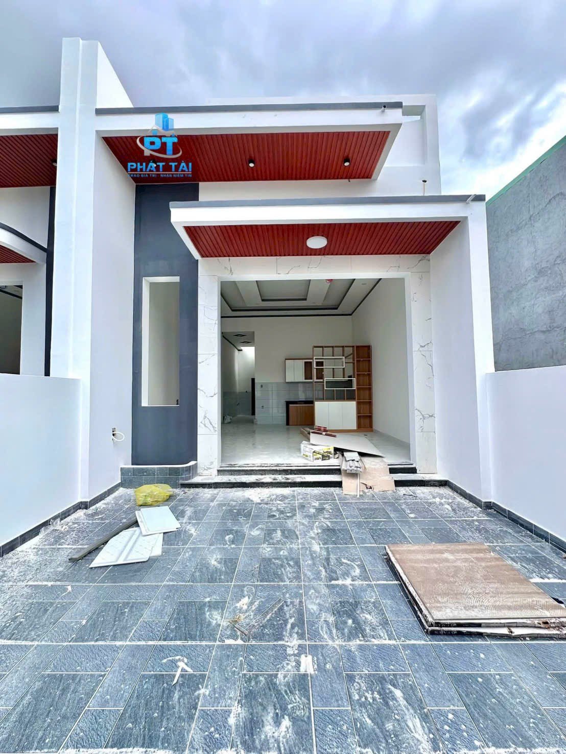 Nhà cấp 4 3 phòng ngủ gần THCS Thạnh Phú — trả trước 350 triệu